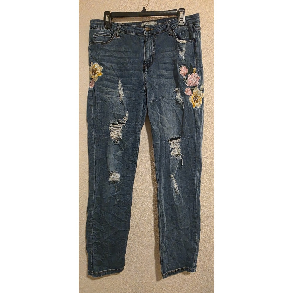 Angel Kiss Butterfly Denim Jeans Women's 15 Blue Floral Embroidered‎ Distressed